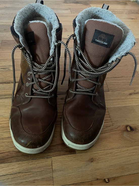 Timberland Other - Timberland Brown Lace-Up Leather Winter Boots with Sherpa Collar